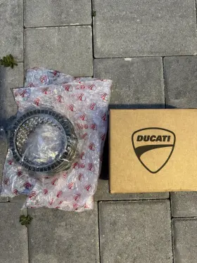 19020621a Ducati 2024 Hypermotard 698 Mono Rve Clutch Oem Kit Disc Set 19020621a Ducati 2024 Hypermotard 698 Mono Rve Clutch Oem Kit Disc Set