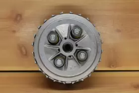 22120-kn8-000 Honda 1985 1986 1987 Xl600r Xl600 Xl 600 R Clutch Basket Hub