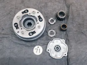 22101-040-030 Honda 22351-040-070 1969-71 Ct70 Trail Clutch Assembly #22351-040-070 #22101-040-030