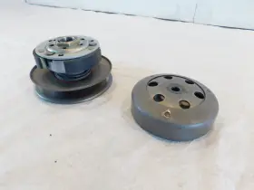 Cm100107 Piaggio Vespa Primavera And Sprint 50 S Lx Lxv Engine Secondary Drive Clutch