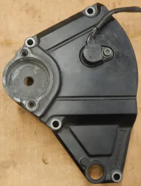 11361-21h00 Suzuki Gsxr1000 2007-2008 Oem Engine Front Sprocket Cover