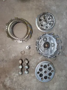 21200-20811 Suzuki 2002 99-02 Sv650 Sv650s Complete Oem Clutch With Plates - Low Miles 21200-20811 Suzuki 2002 99-02 Sv650 Sv650s Complete Oem Clutch With Plates - Low Miles