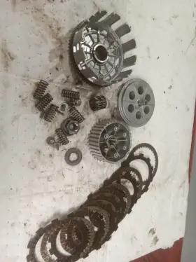 21200-32000 Suzuki 1972 Ts400 Clutch Parts Basket 21200-32000 Suzuki 1972 Ts400 Clutch Parts Basket