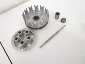 21200-42a02 Suzuki 88 Sp Dr 200 Outer Clutch Basket 21200-42a02 Suzuki 88 Sp Dr 200 Outer Clutch Basket