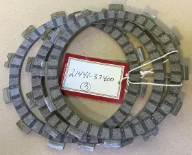 21441-37400 Suzuki Oem Clutch Plate X3 C50 M50 S40 Gs500 Gsf600 Vl800 Gsx600 21441-37400 Suzuki Oem Clutch Plate X3 C50 M50 S40 Gs500 Gsf600 Vl800 Gsx600