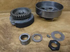 21500-02412 Suzuki 1979 - 1983 Fs50 Fz50 Swany Oem Factory Drive Clutch Shoe 21500-02412 Suzuki 1979 - 1983 Fs50 Fz50 Swany Oem Factory Drive Clutch Shoe
