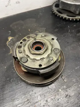 5216918 Vespa 2000-2005 Et4 150cc Varible Clutch Assembly