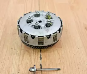 1w1-16301-01-00 Yamaha 1978 It175 Clutch