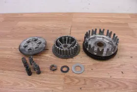 583-16150-00-00 Yamaha 1976 Xt500 Clutch Basket Hub Pressure Plate Springs 583-16150-00-00 Yamaha 1976 Xt500 Clutch Basket Hub Pressure Plate Springs