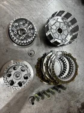 M-2000-2002 Yamaha E1892 Yz426 Complete Clutch With Plates Basket Hub Assembly Oem #40 M-2000-2002 Yamaha E1892 Yz426 Complete Clutch With Plates Basket Hub Assembly Oem #40