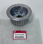 Honda ST1100 1990-2002 Center Clutch # 22120-MT3-000 New Oem (370)IR. Price: $109.50.